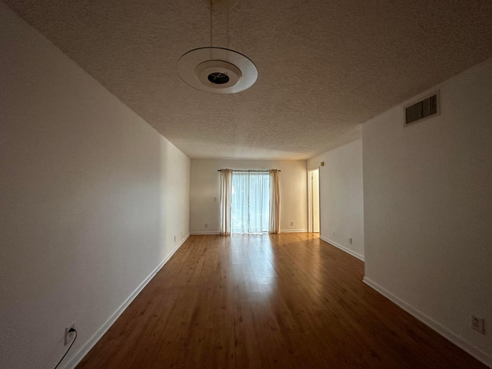 21904 Lake Forest Circle 106 — photo 3