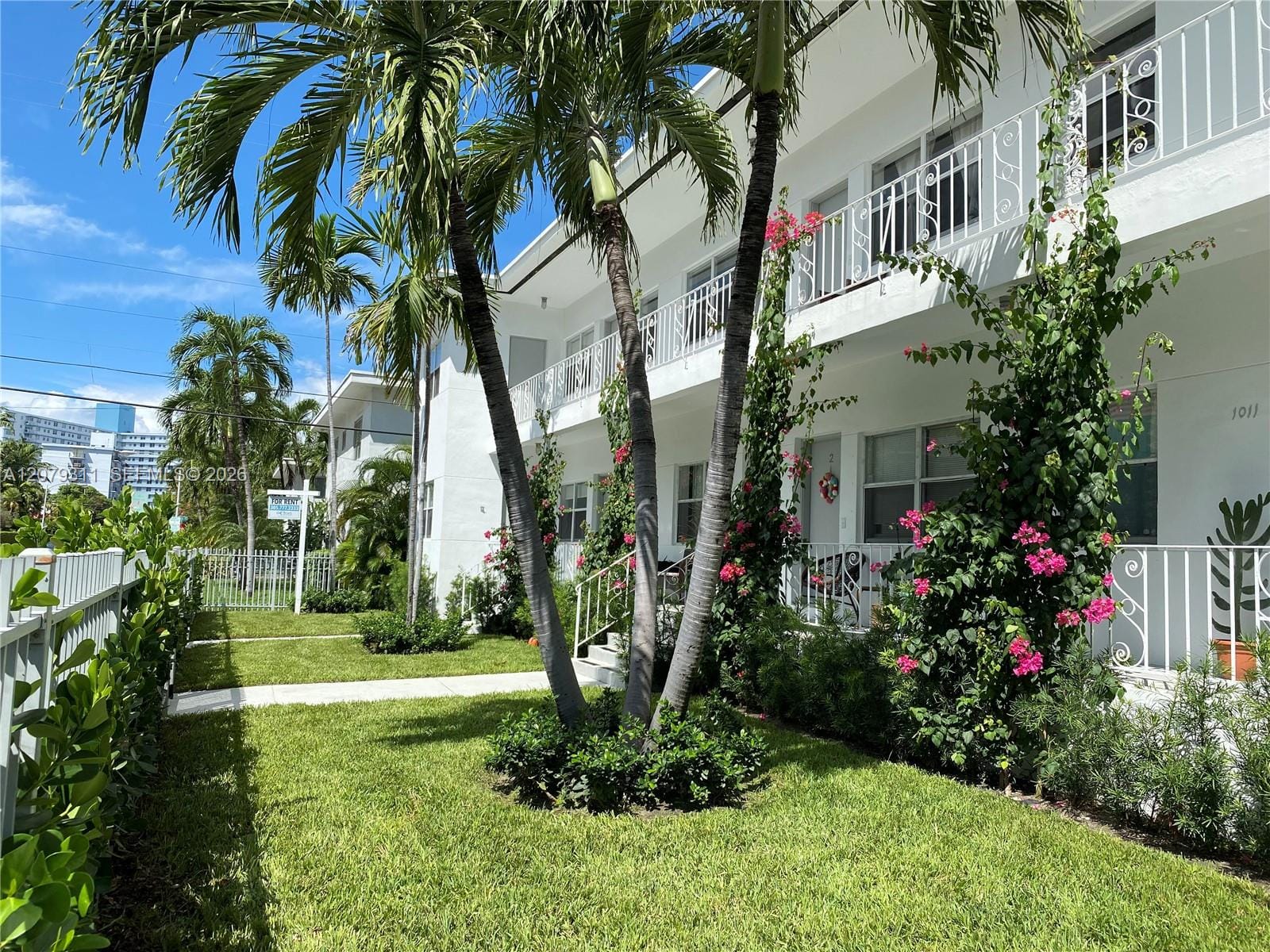 1011 9th Street 8, Miami Beach, FL 33139