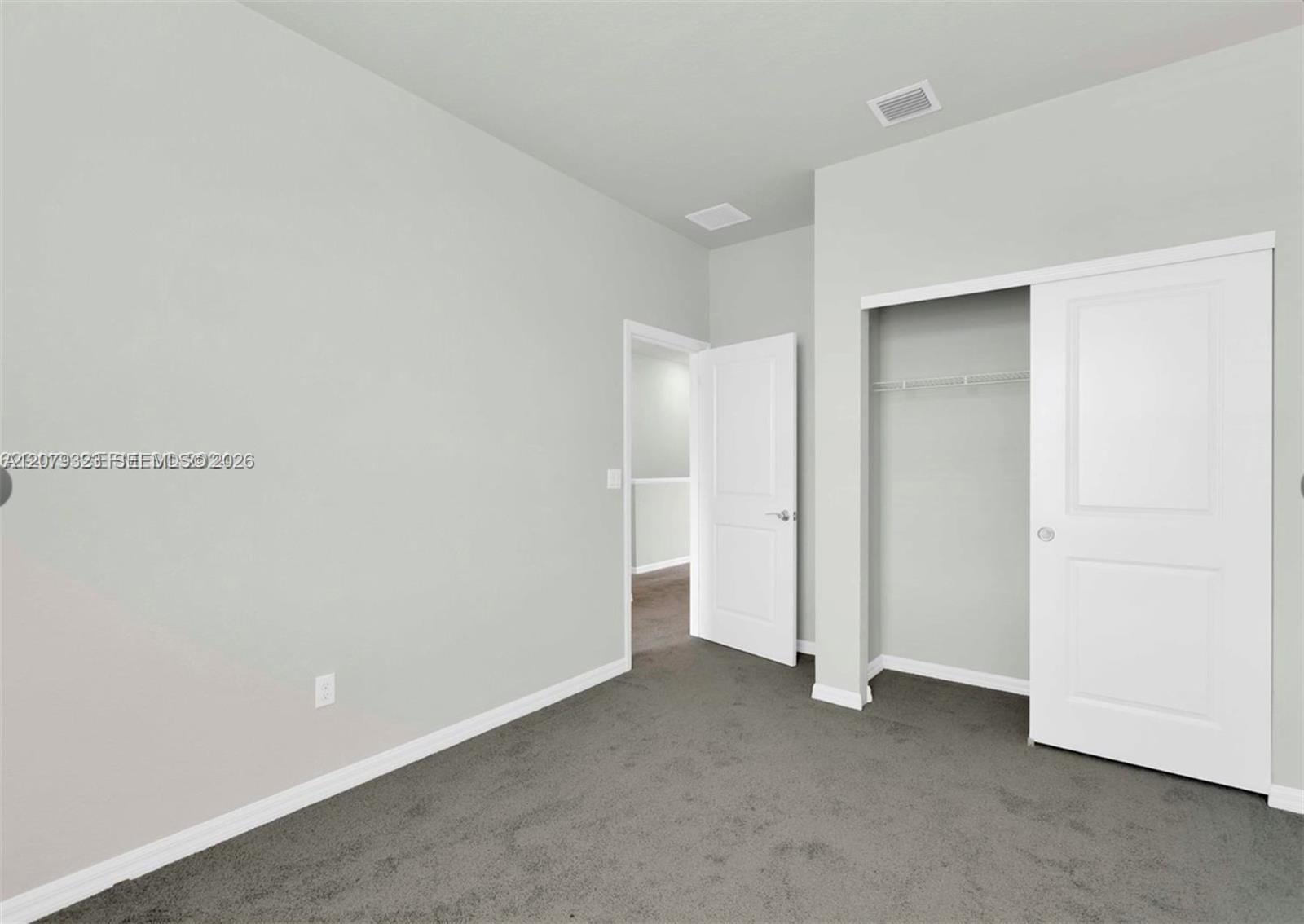 1240 Eucalyptus Drive 2 — photo 10