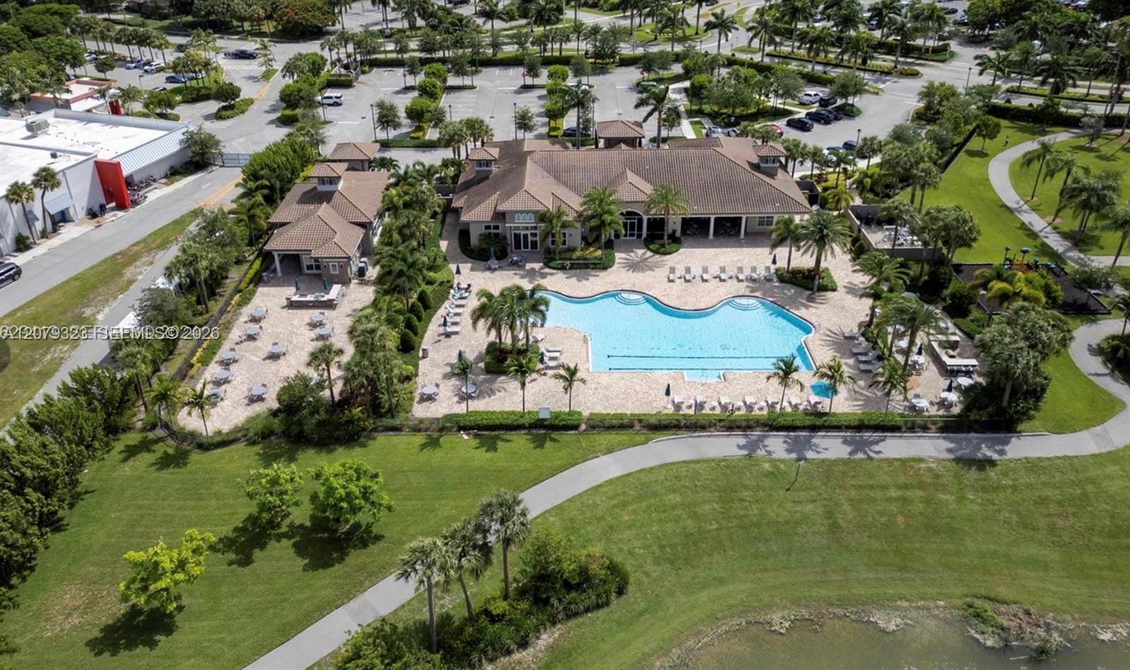 1240 Eucalyptus Drive 2, Hollywood, FL 33021 photo 18
