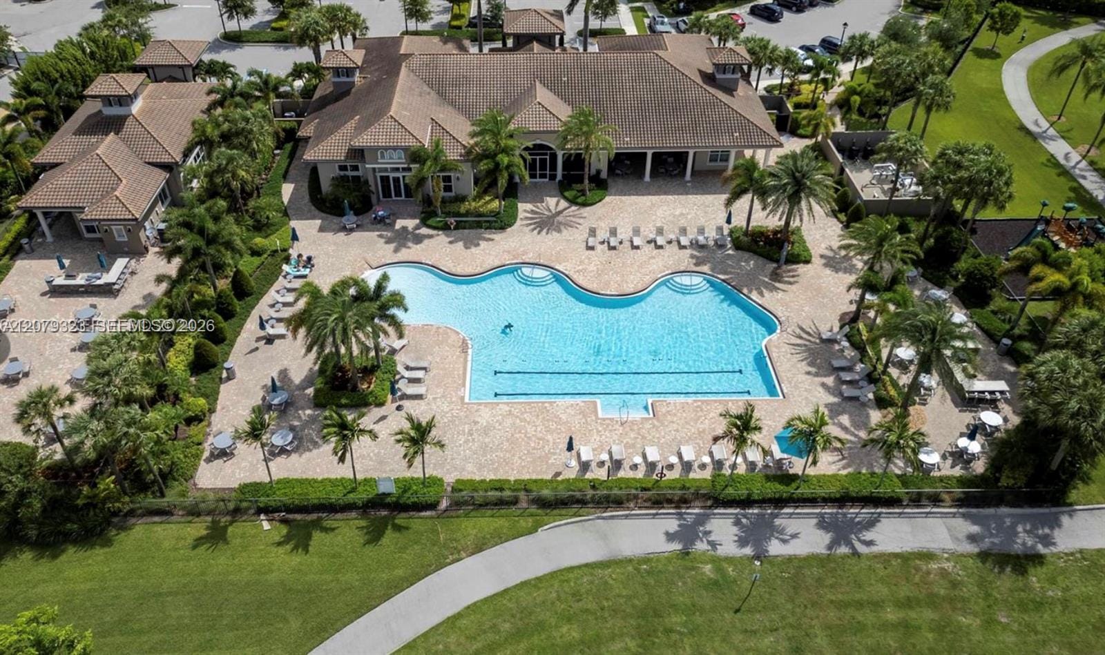 1240 Eucalyptus Drive 2, Hollywood, FL 33021