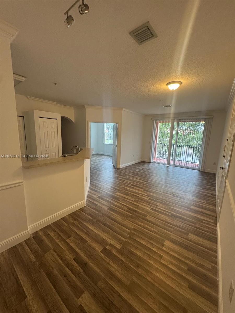 4600 SW 160th Avenue 627 — photo 4