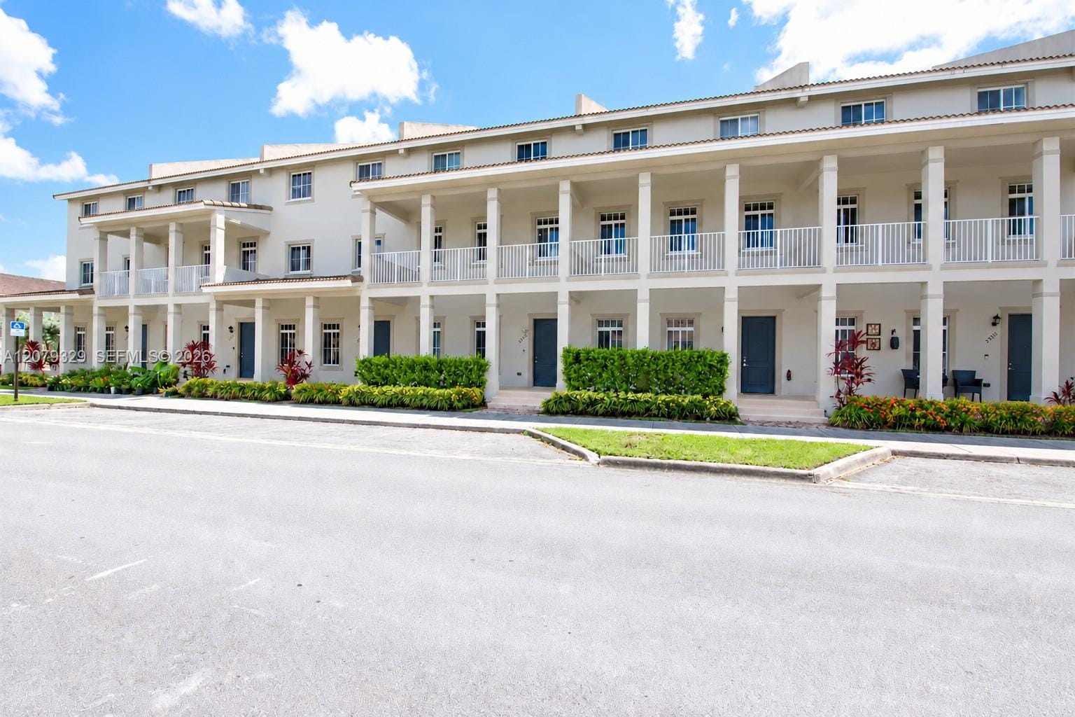 27533 SW 139th Passage, Homestead, FL 33032 photo 1