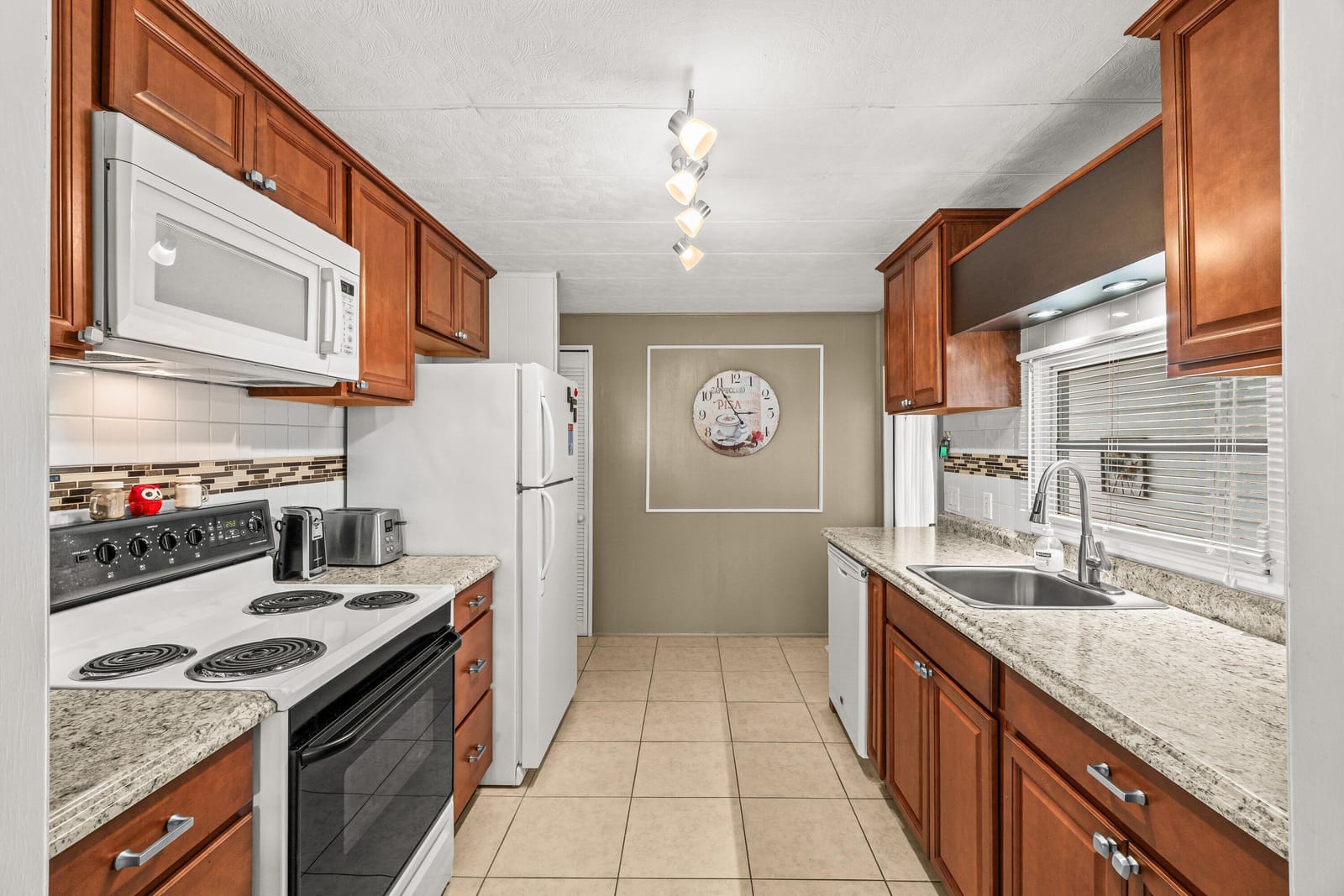 8350 E Club Road — photo 4