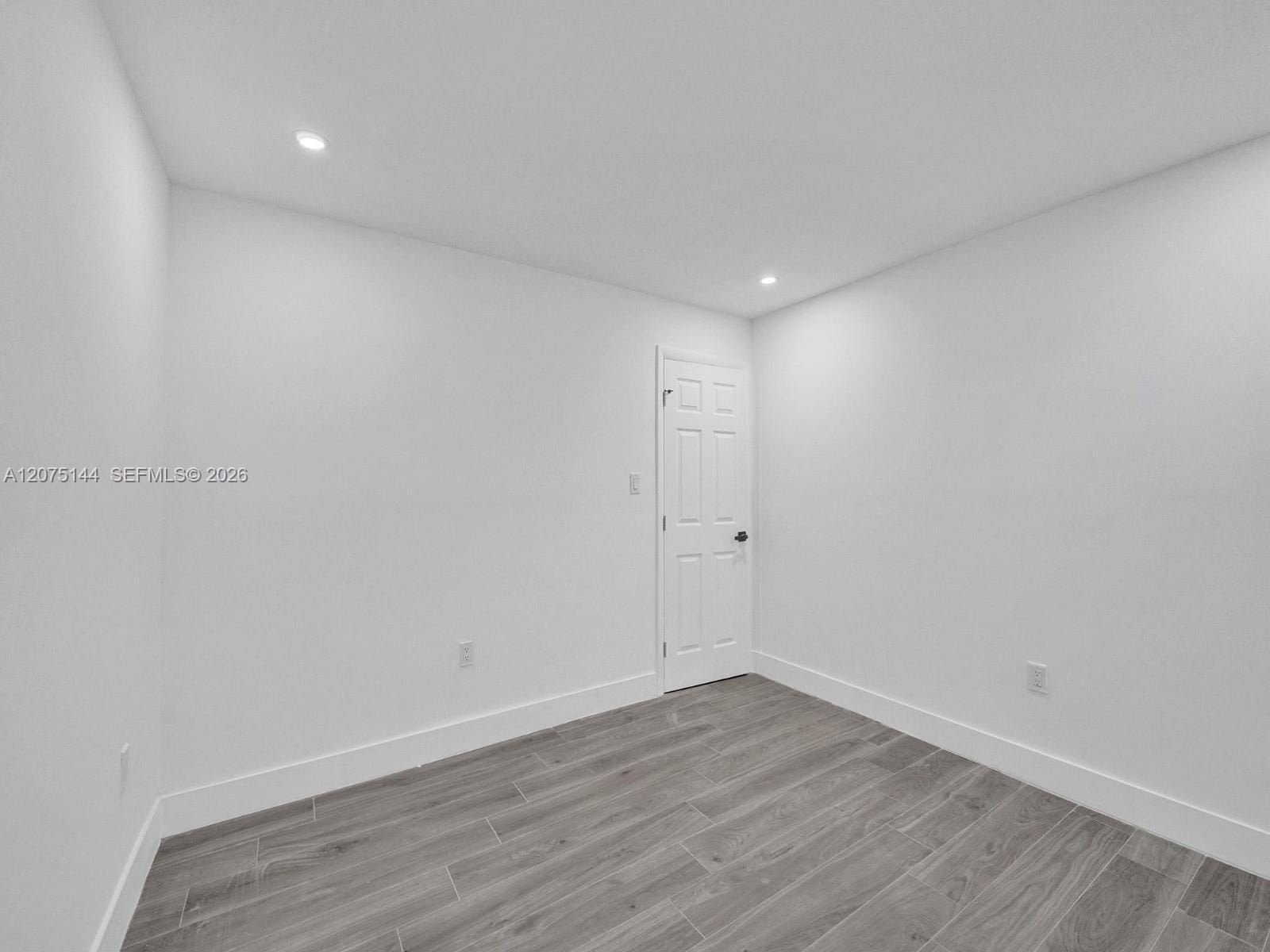 5740 Mayo Street 0 — photo 11