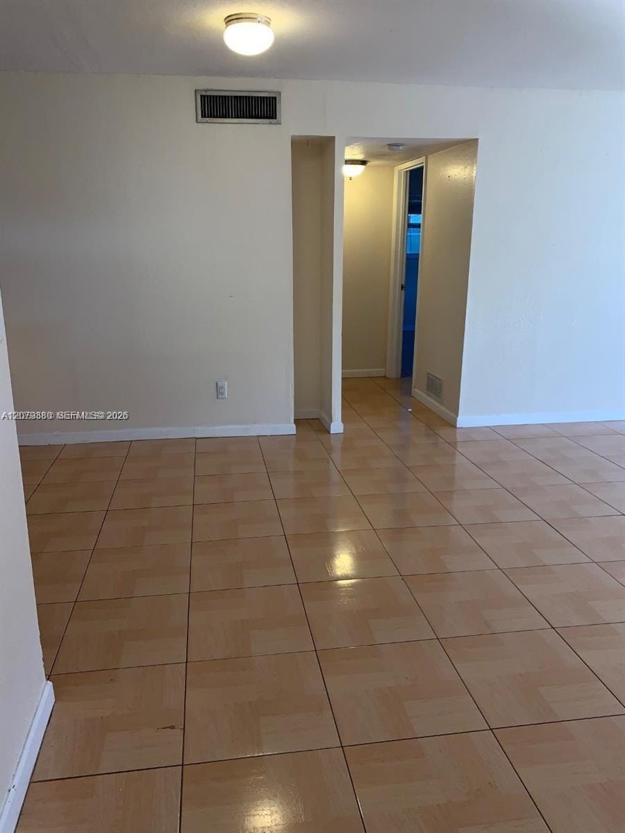 4524 SW 54th Street 502-W — photo 11