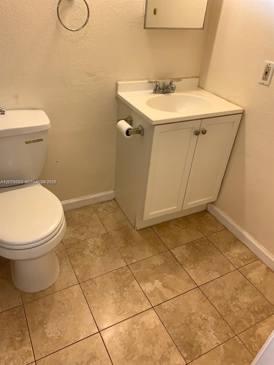 4524 SW 54th Street 502-W — photo 12