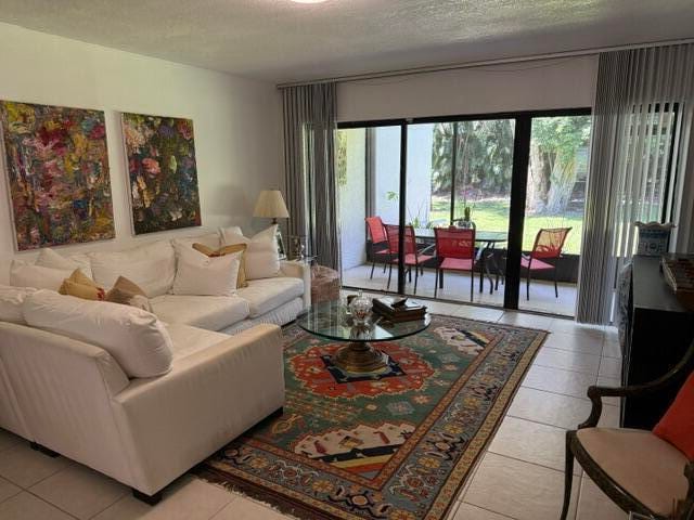 1723 EMBASSY Drive 103 — photo 5