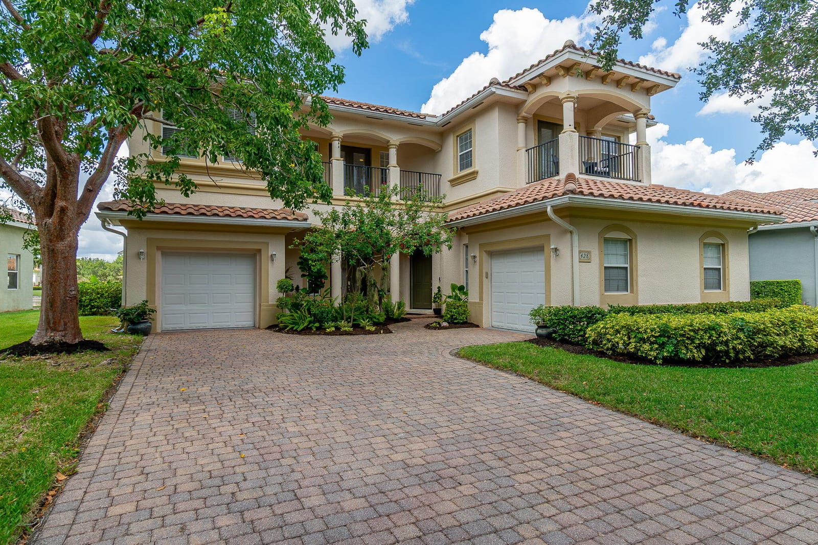 428 Cresta Circle, West Palm Beach, FL 33413