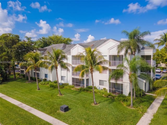 5780 Rock Island Road 366, Tamarac, FL 33319