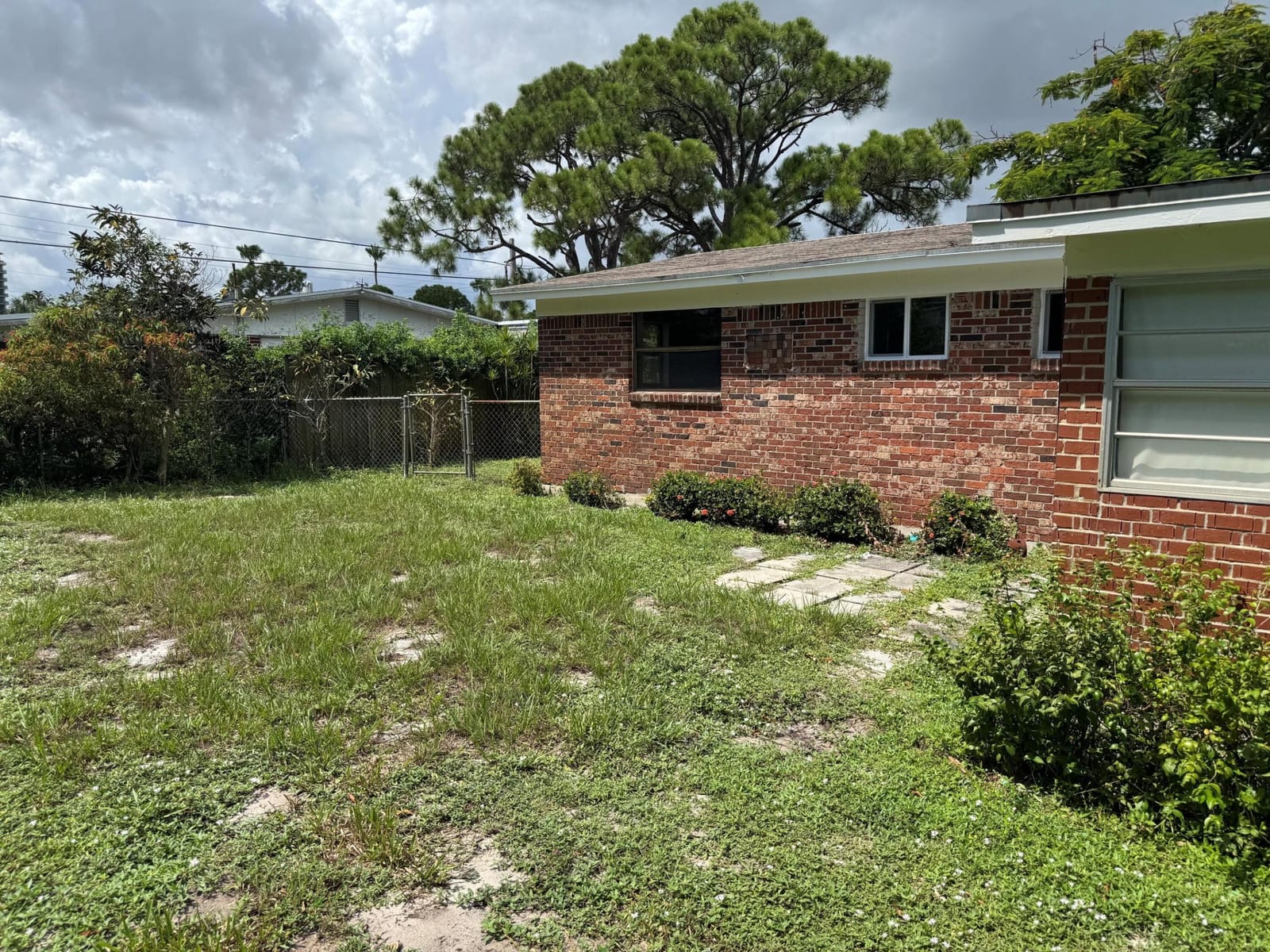 3651 BAHAMA Road — photo 2