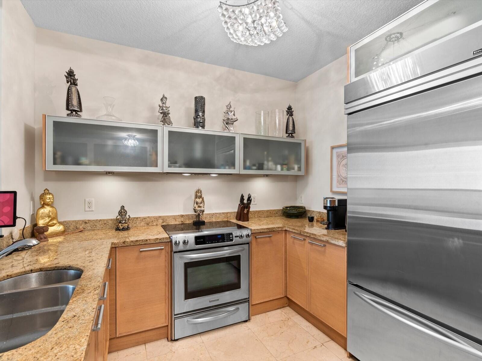 16275 Collins Avenue 2403 — photo 11