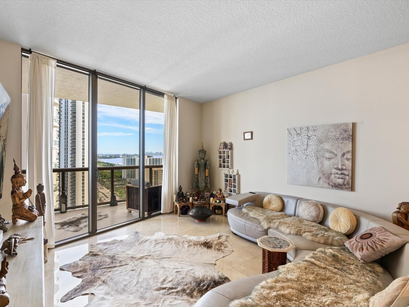 16275 Collins Avenue 2403 — photo 5