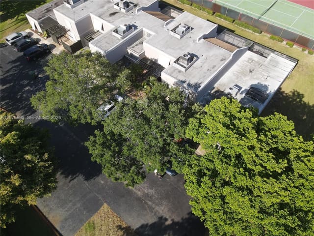 1541 NW 113th Avenue, Pembroke Pines, FL 33026