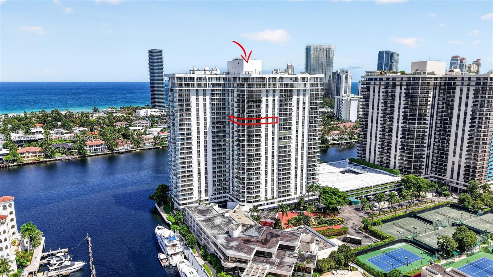 19707 Turnberry Way 22A, Aventura, FL 33180