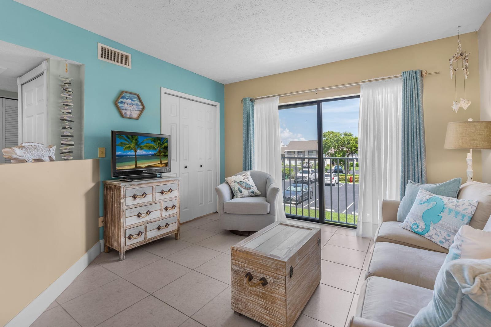 3209 S Lakeview Circle 8202 — photo 9