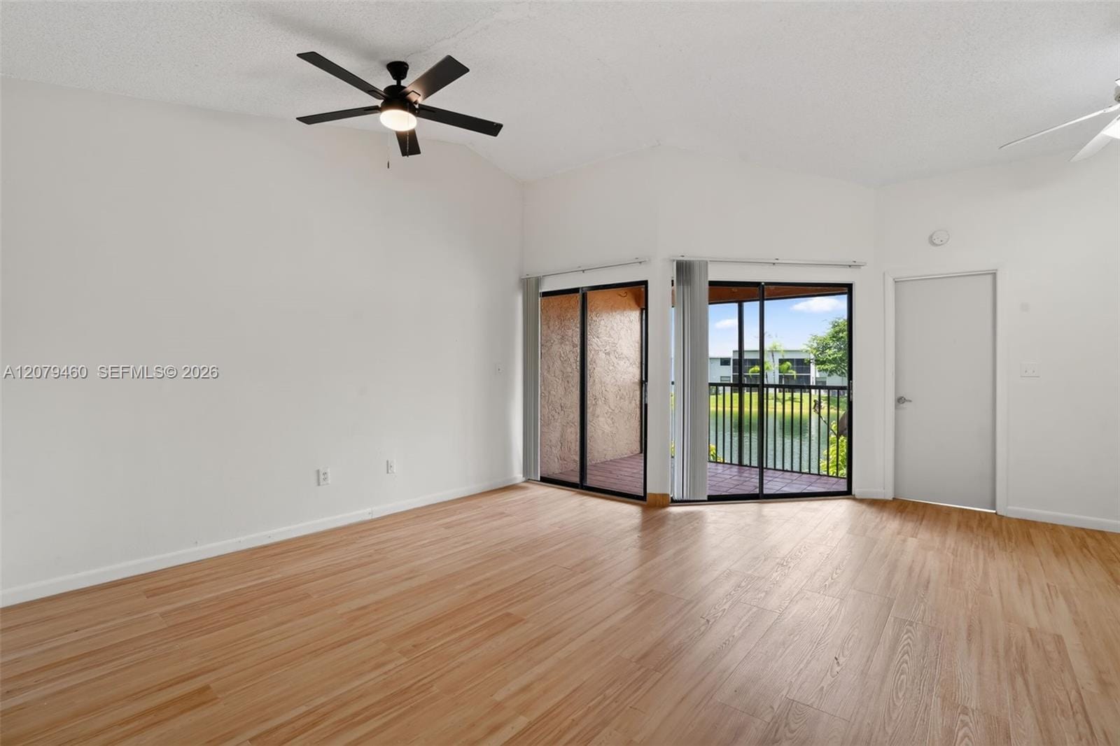 1080 N Franklin Avenue 1080E — photo 3