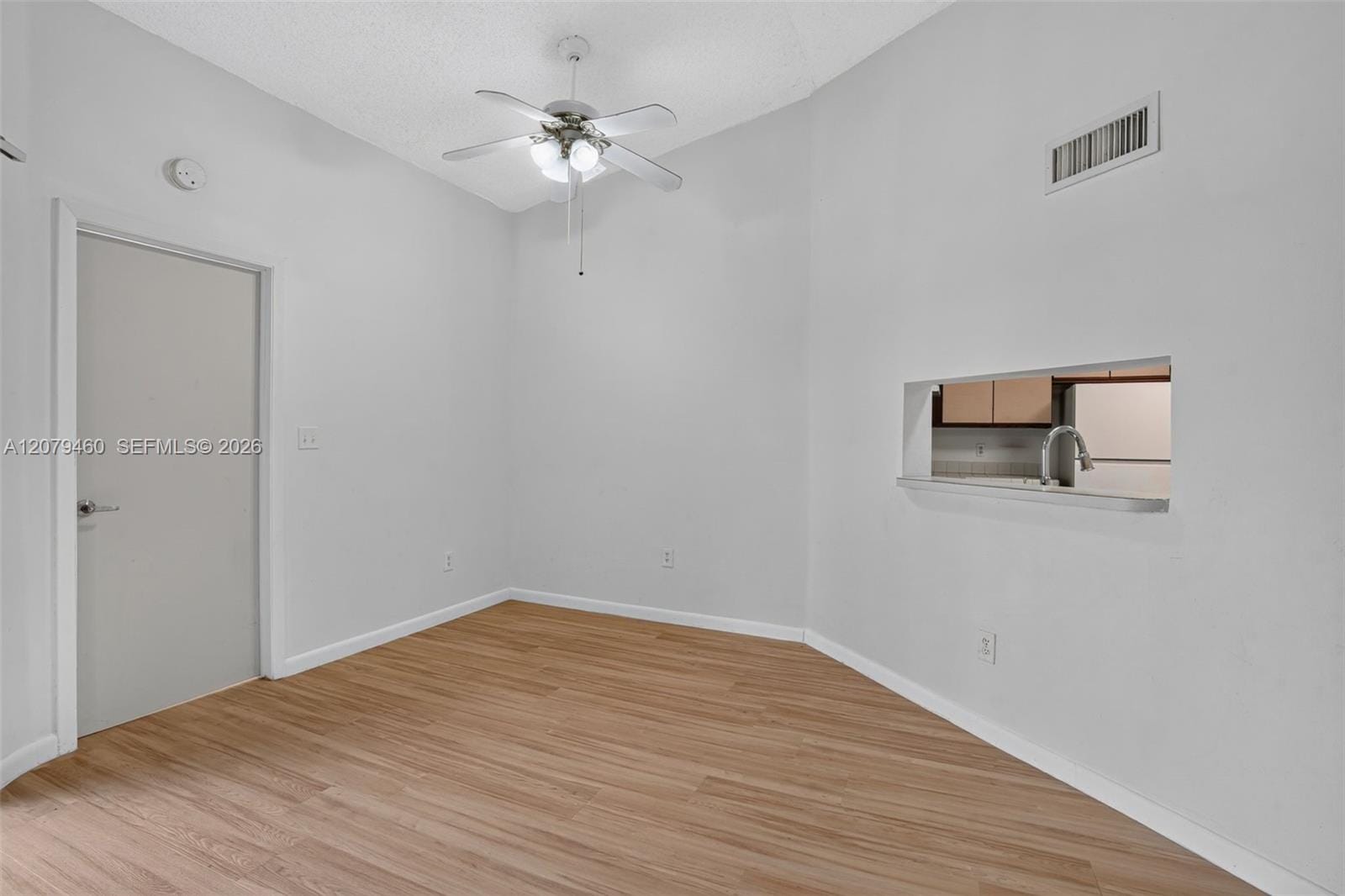 1080 N Franklin Avenue 1080E — photo 6