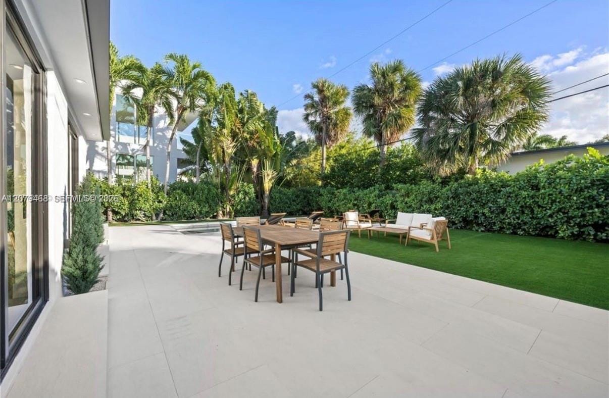 900 W 47th Court, Miami Beach, FL 33140 photo 16
