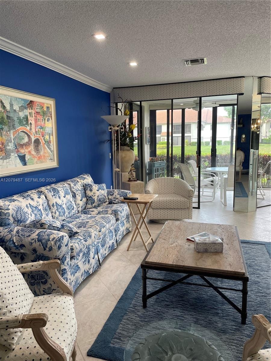 5291 Europa Drive C — photo 4
