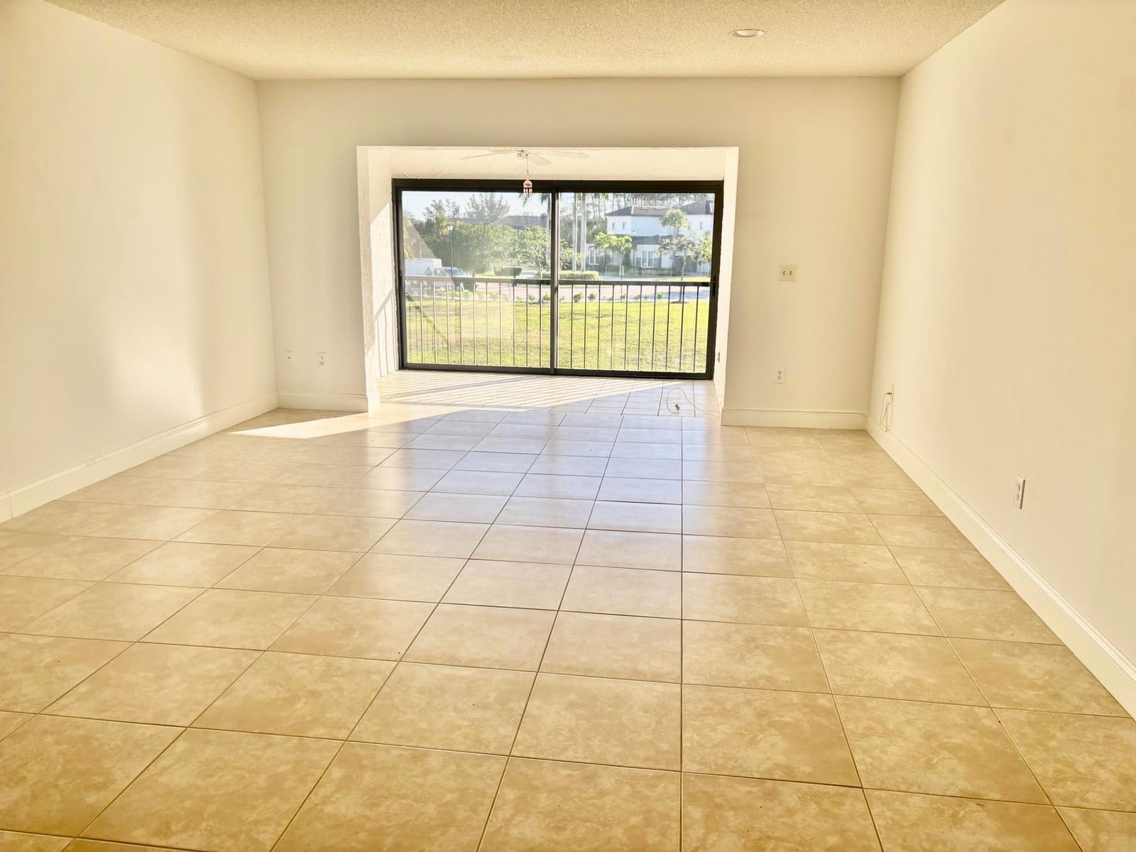 9264 Vista Del Lago H — photo 9
