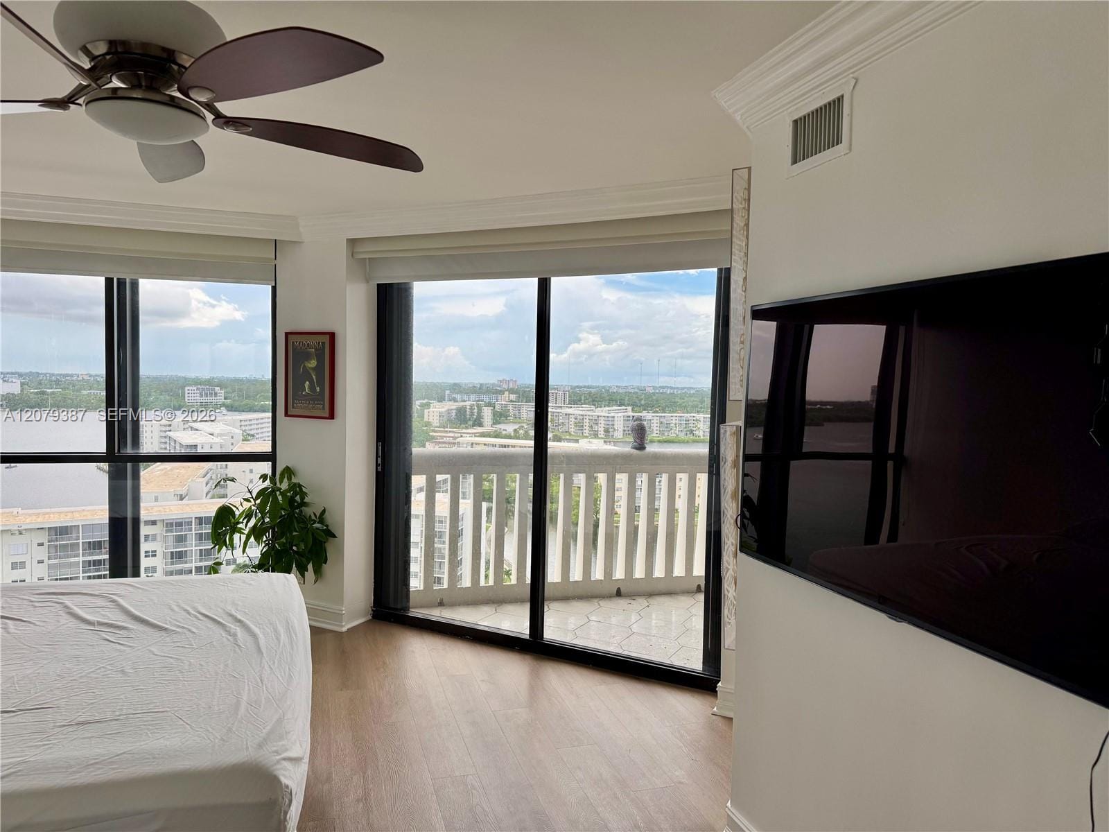 1000 Island Boulevard 1510, Aventura, FL 33160 photo 14