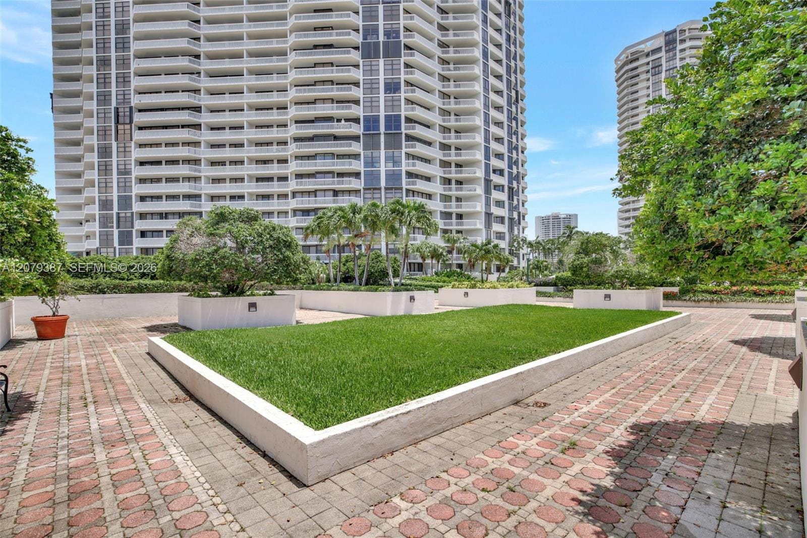 1000 Island Boulevard 1510, Aventura, FL 33160 photo 28
