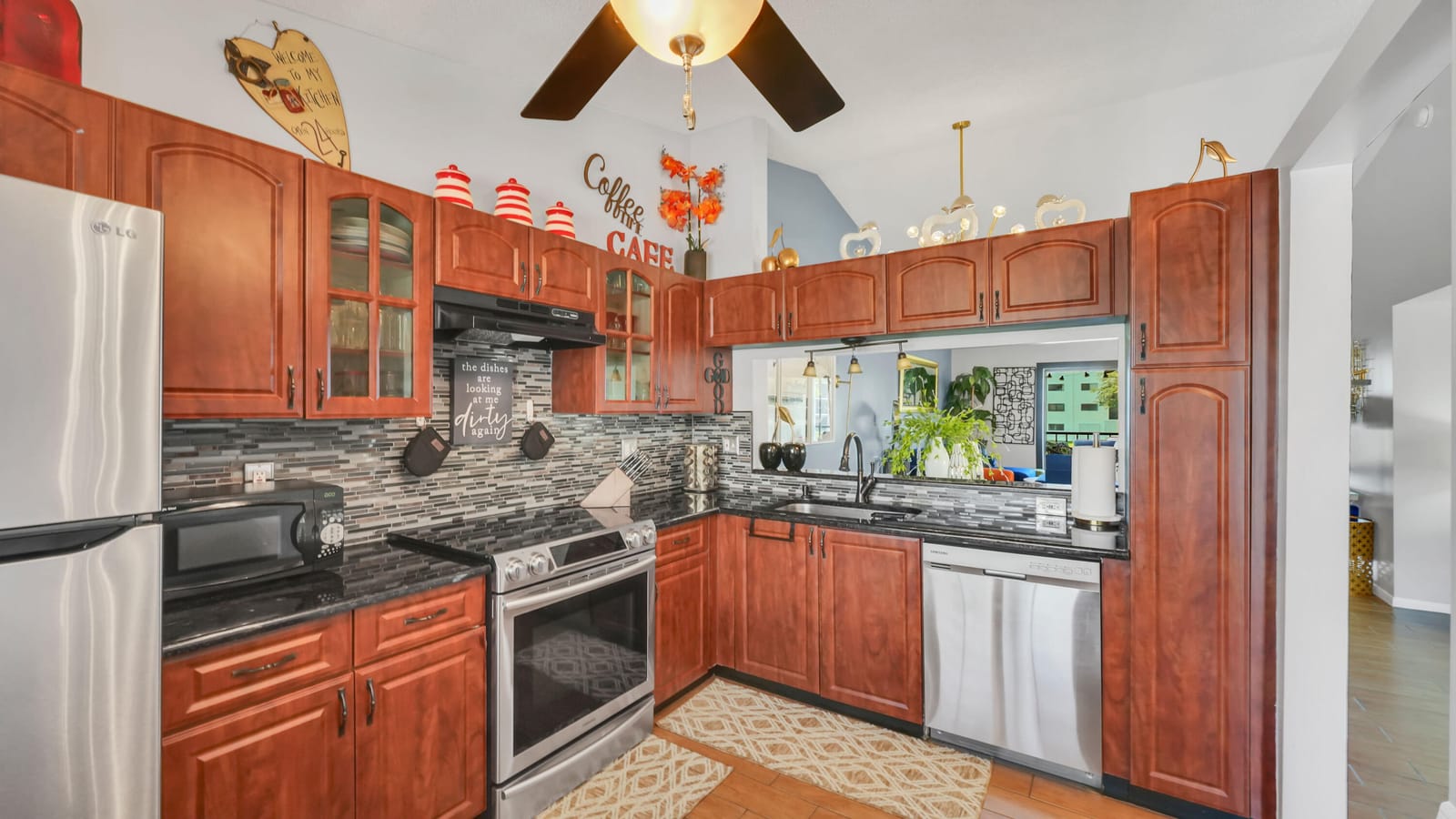 7618 Tahiti Lane 206 — photo 5