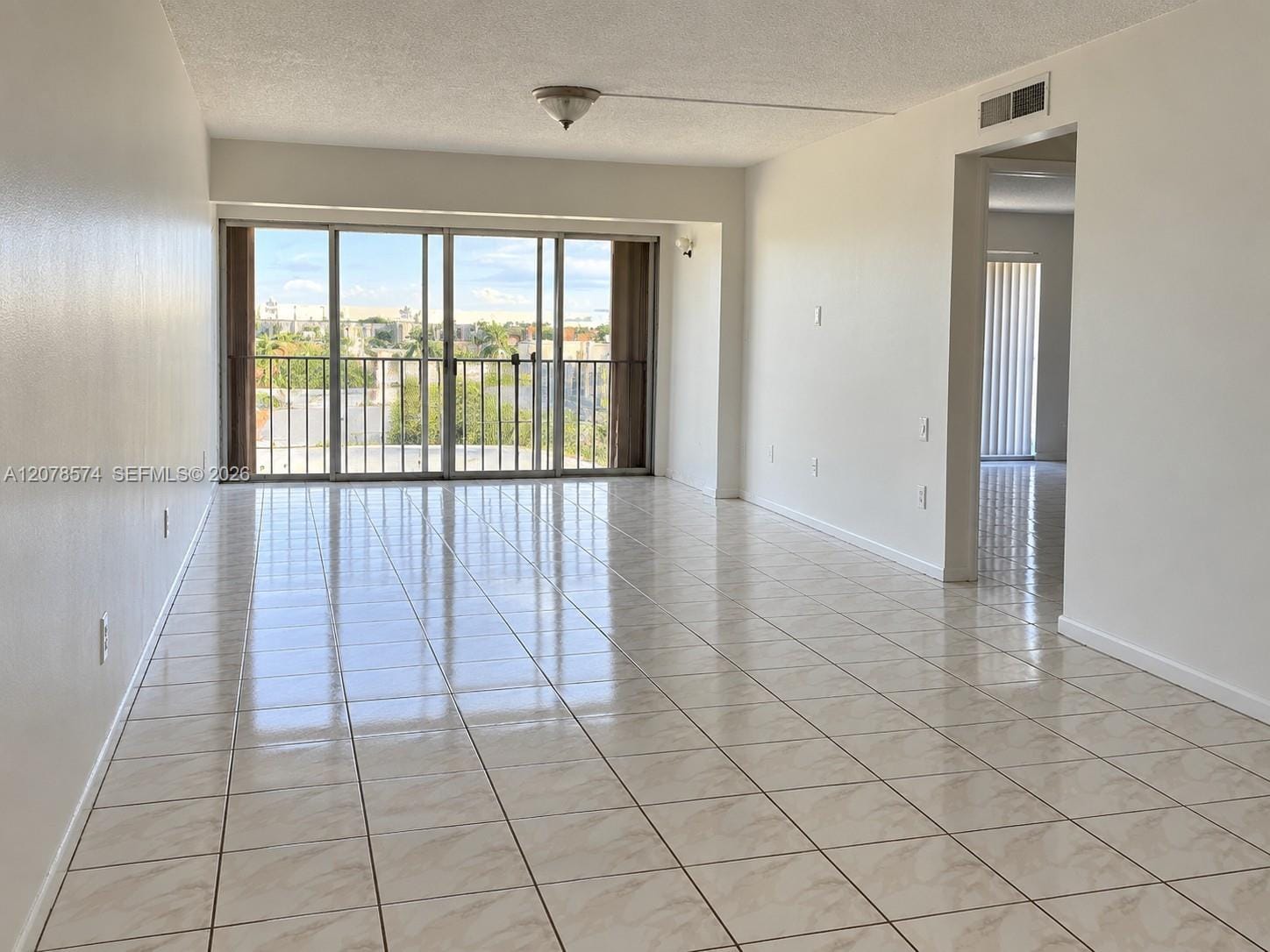 9280 Fontainebleau Boulevard 502 — photo 3
