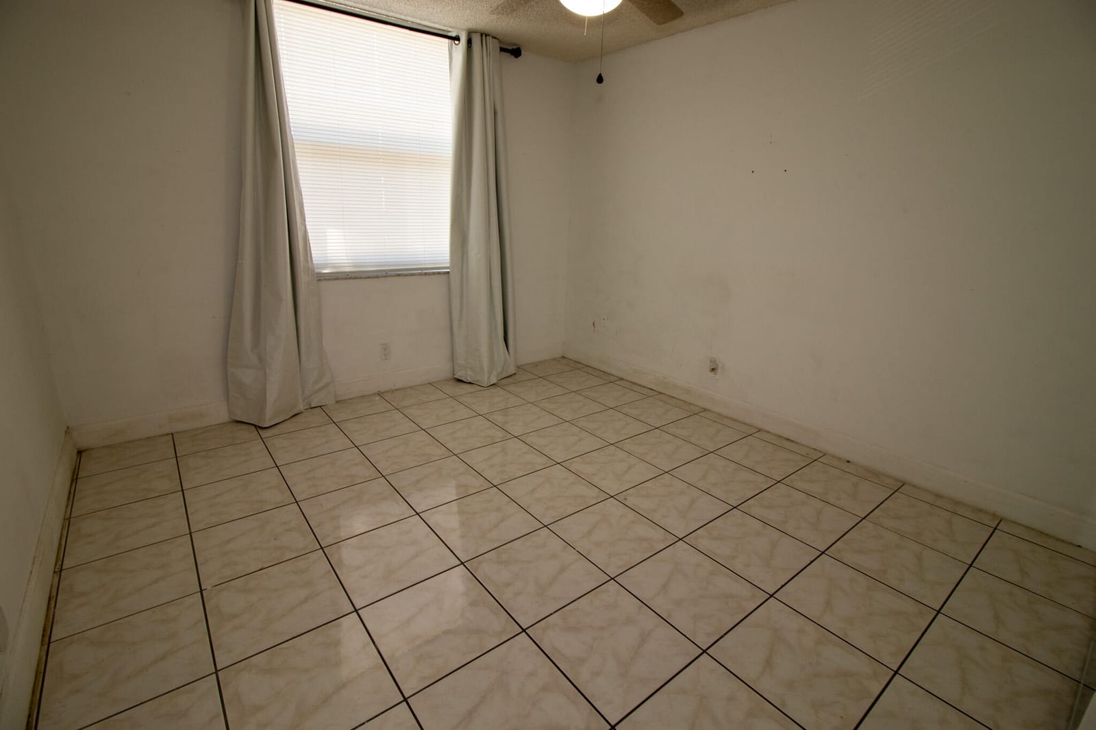 1040 NW 80TH Avenue 203 — photo 2