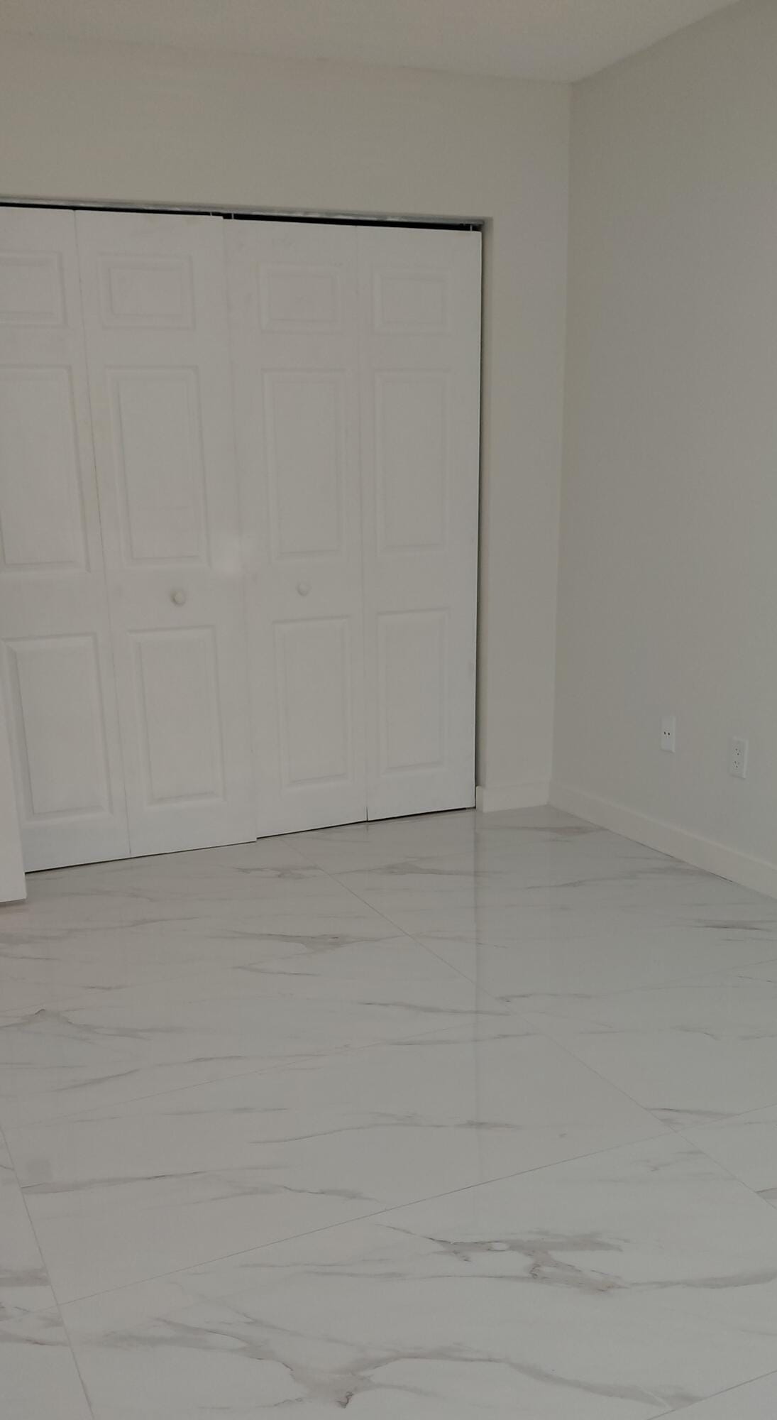 18276 MEDITERRANEAN Boulevard 4-6, Hialeah, FL 33015 photo 11