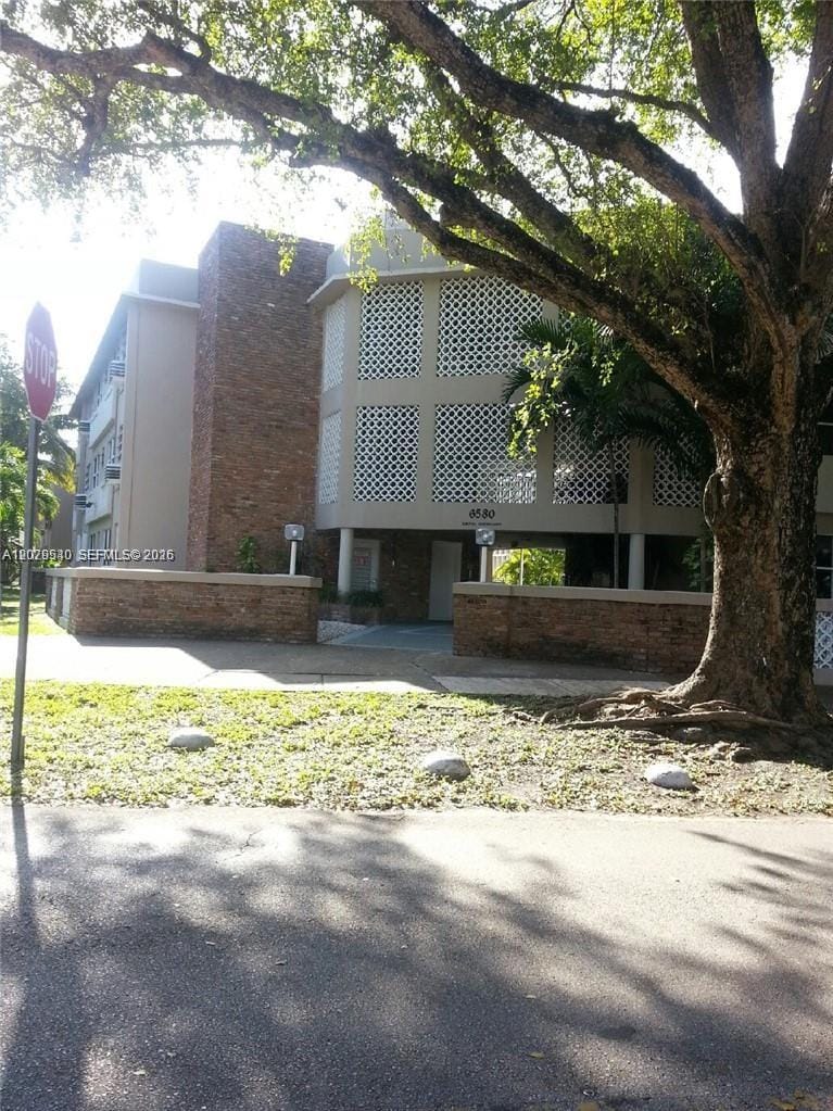 6580 Santona Street A3, Coral Gables, FL 33146