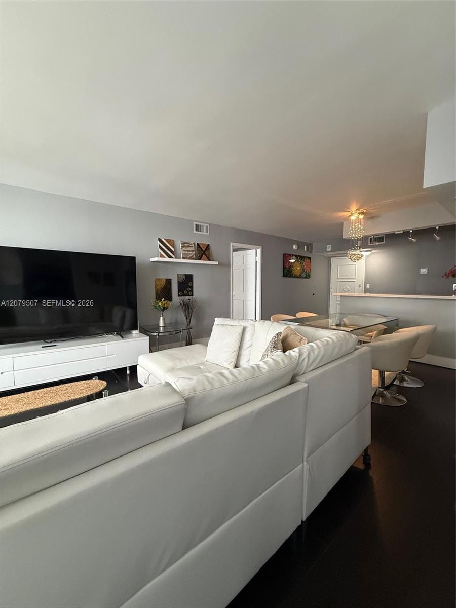 6039 Collins Avenue 1505 — photo 10