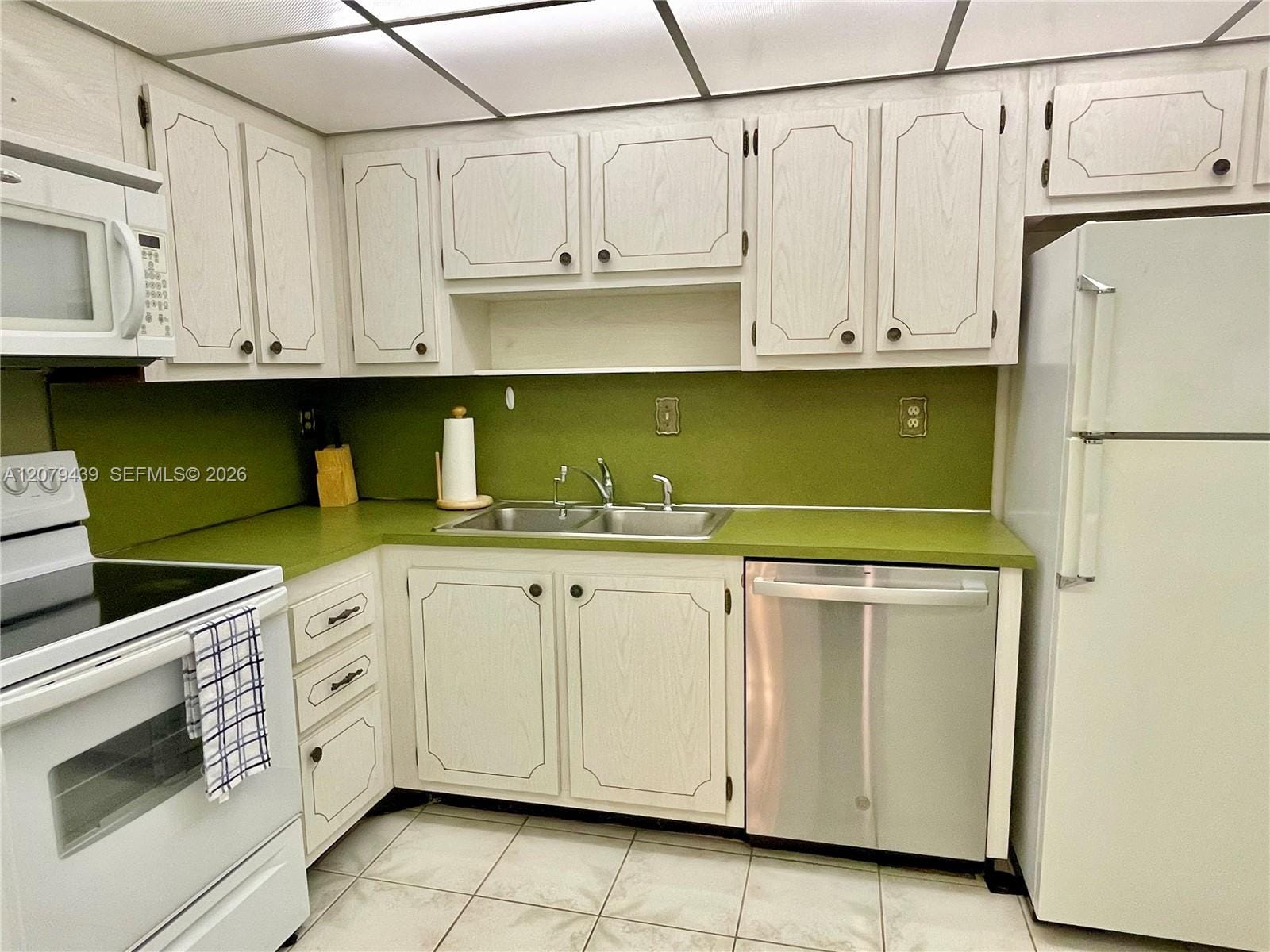 1901 Brickell Avenue B506, Miami, FL 33129 photo 17