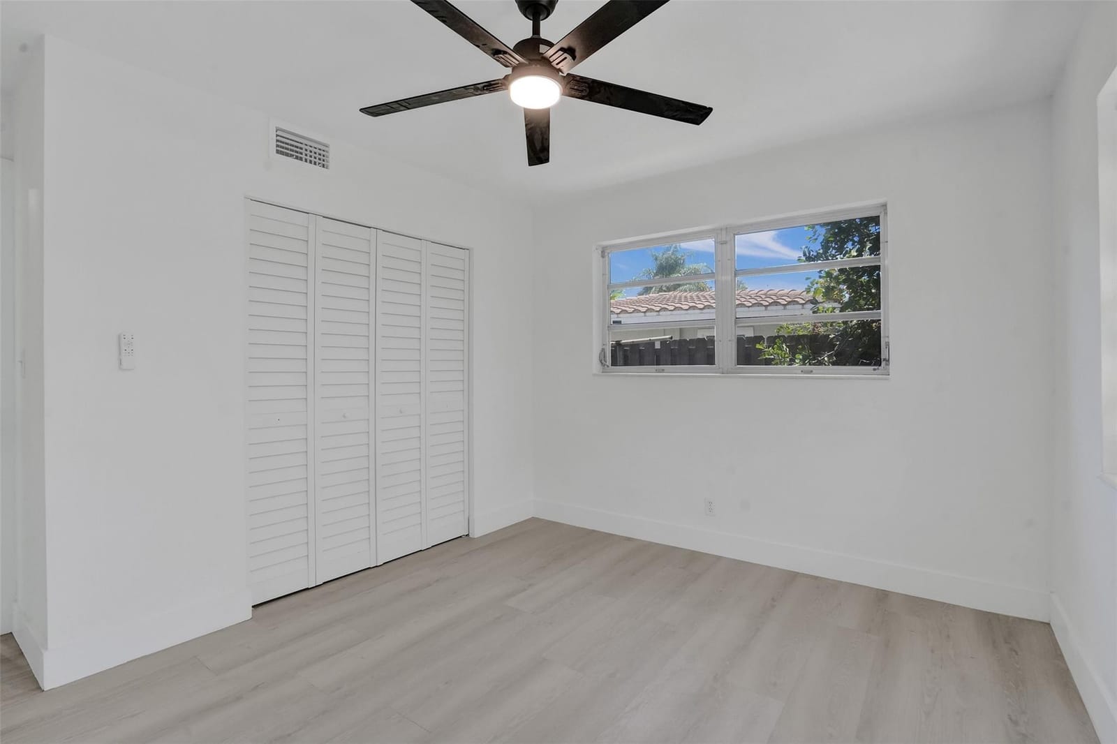 4017 NE 18th Avenue, Oakland Park, FL 33334 photo 14