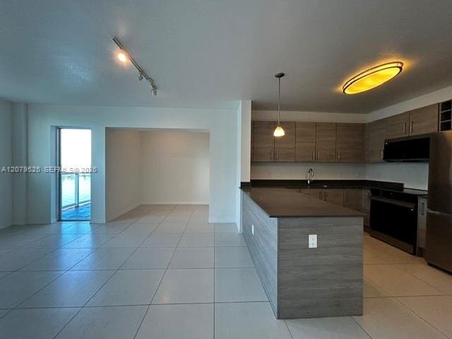 7525 E Treasure Drive 208, North Bay Village, FL 33141