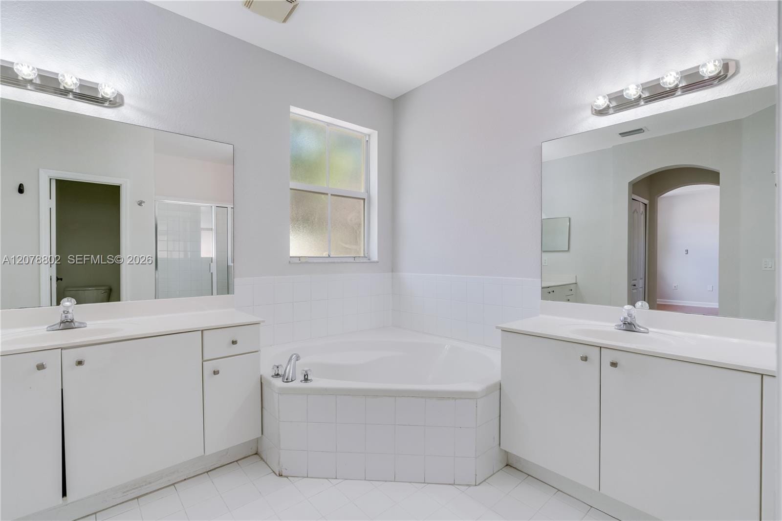 8450 NW 113th Passage, Doral, FL 33178 photo 19