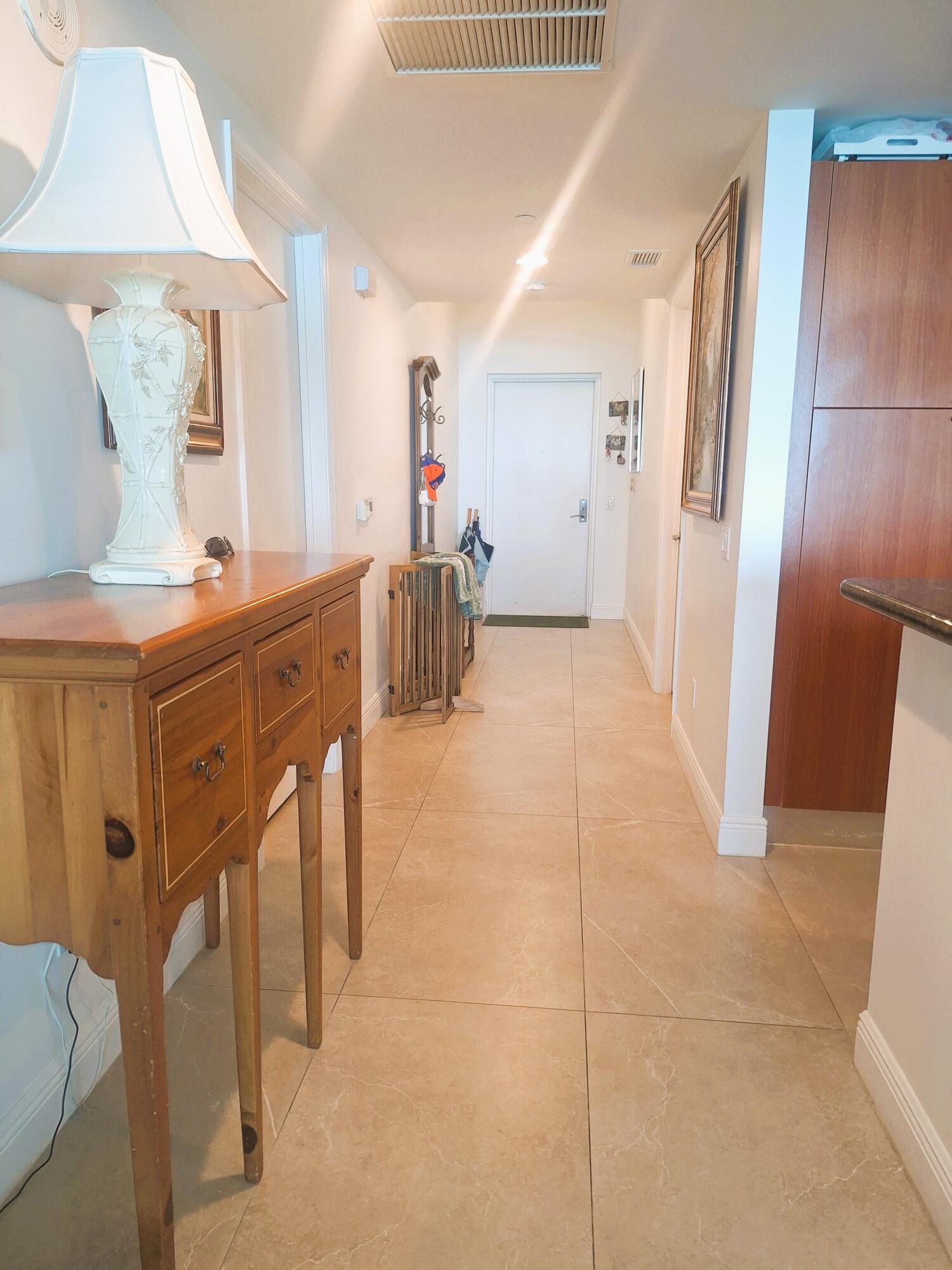2650 Lake Shore Drive 1705 — photo 4