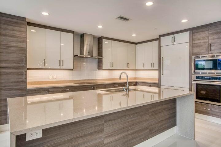2700 Donald Ross Road 306 — photo 3
