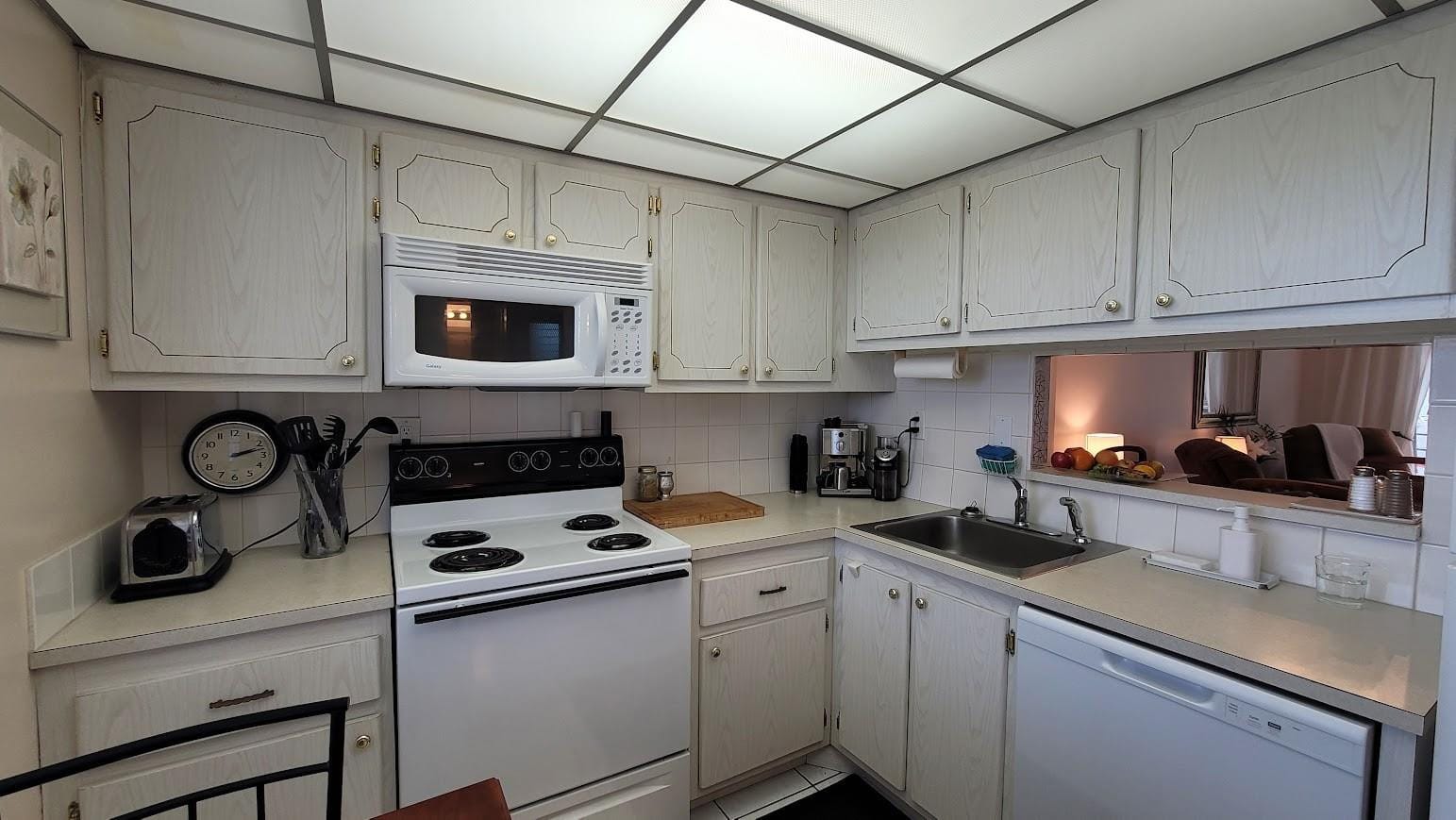 2901 NW 48th Avenue 461 — photo 4