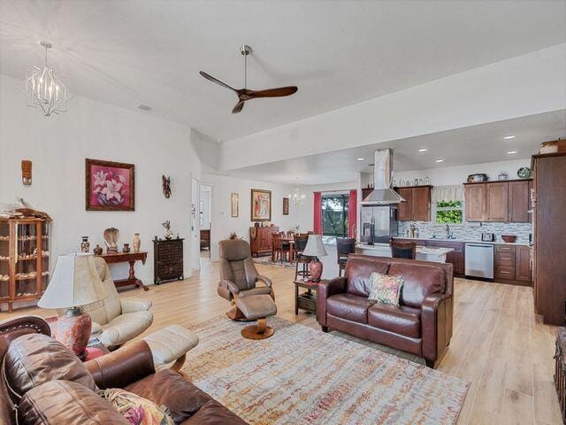 5327 N Old Dixie Highway — photo 4