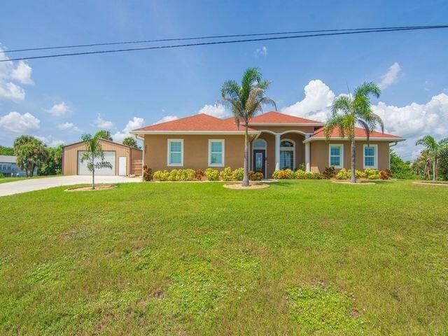 5327 N Old Dixie Highway, Fort Pierce, FL 34946