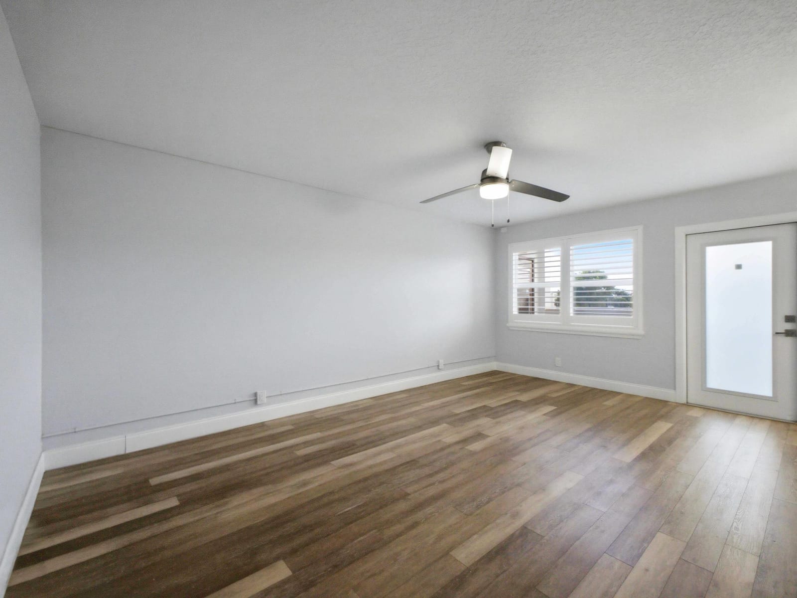 3038 GUILDFORD C 3038 — photo 2