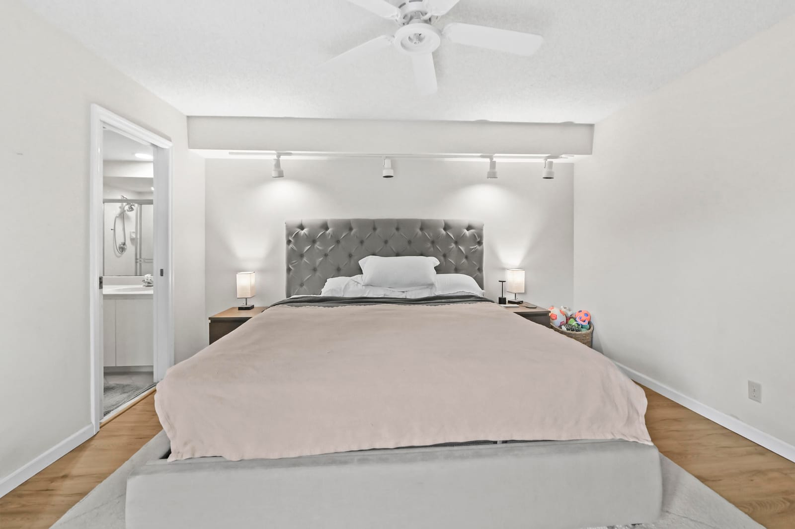 746 NW 98th Way, Plantation, FL 33324 photo 16