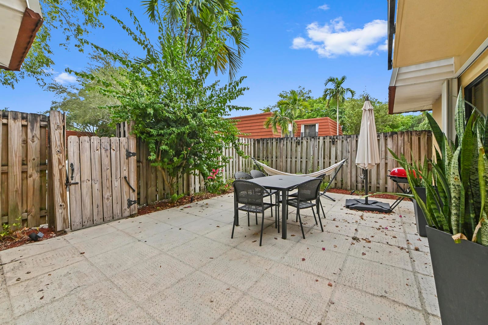 746 NW 98th Way, Plantation, FL 33324 photo 18