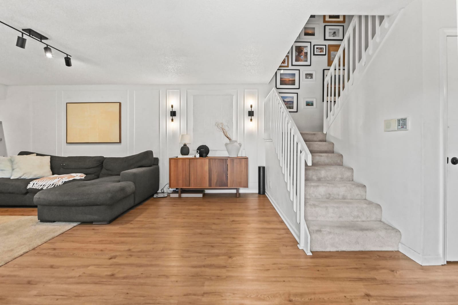 746 NW 98th Way — photo 3