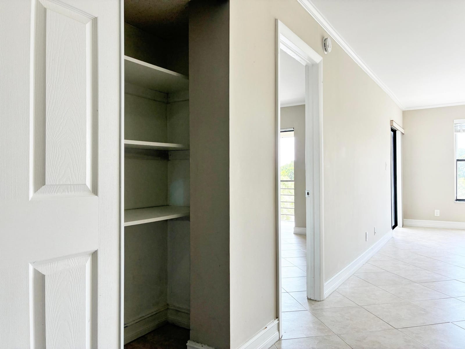 2306 S Cypress Bend Drive 420 — photo 11