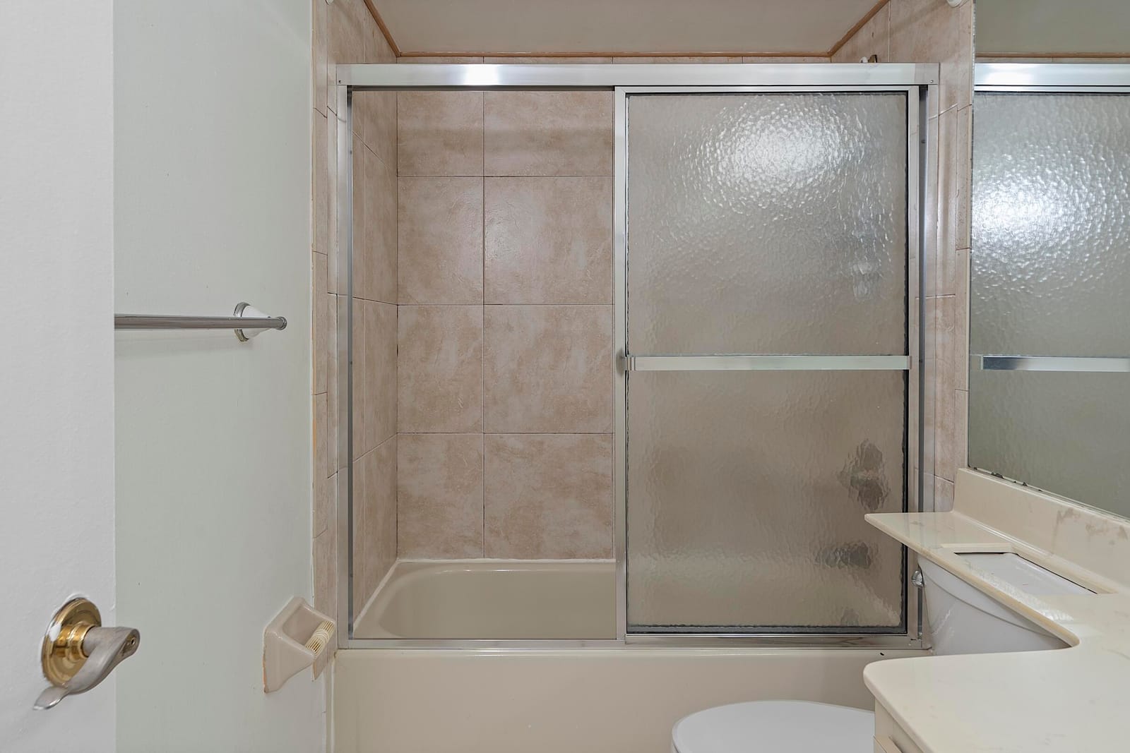 112 LAKE EMERALD Drive 209, Oakland Park, FL 33309 photo 20