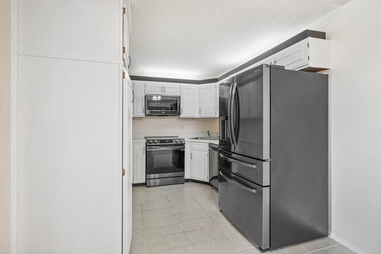 13770 ONEIDA Drive D2, Delray Beach, FL 33446 photo 15