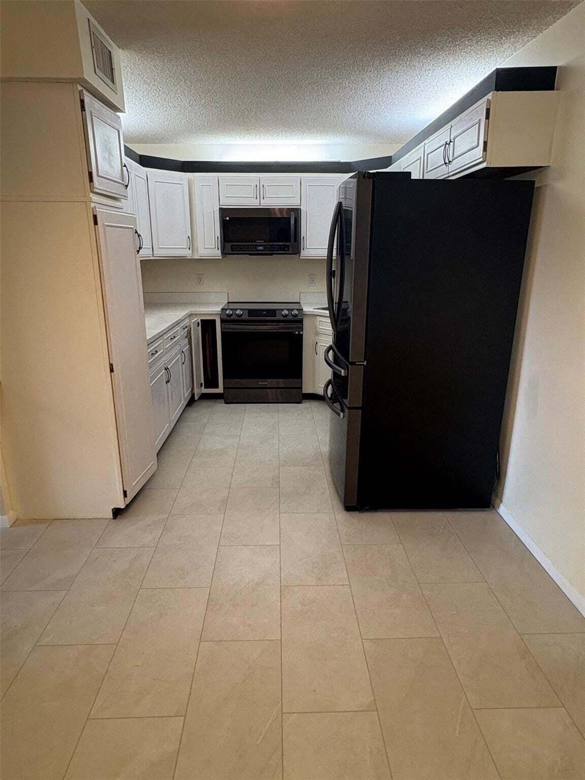 13770 ONEIDA Drive D2, Delray Beach, FL 33446 photo 16